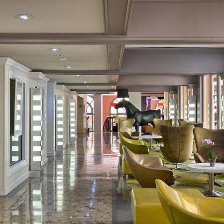 Plaza Hotel Capitole Toulouse - Anciennement Crowne Plaza Buitenkant foto